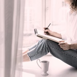 Getting clear on your own needs before communicating them is the essential first step to setting boundaries without pushing him away in a relationship